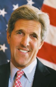 180px-John_Kerry_headshot_with_US_flag.jpg